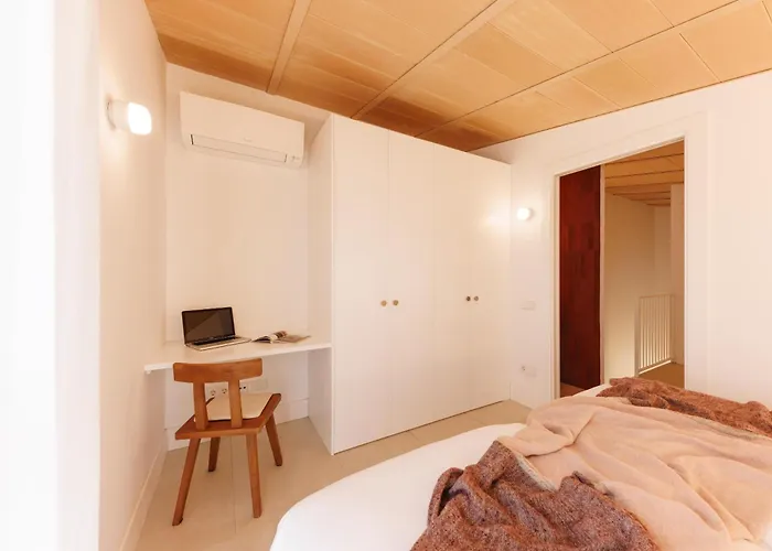 Bravissimo Vivaldi 4-5c, Monthly * Gerona